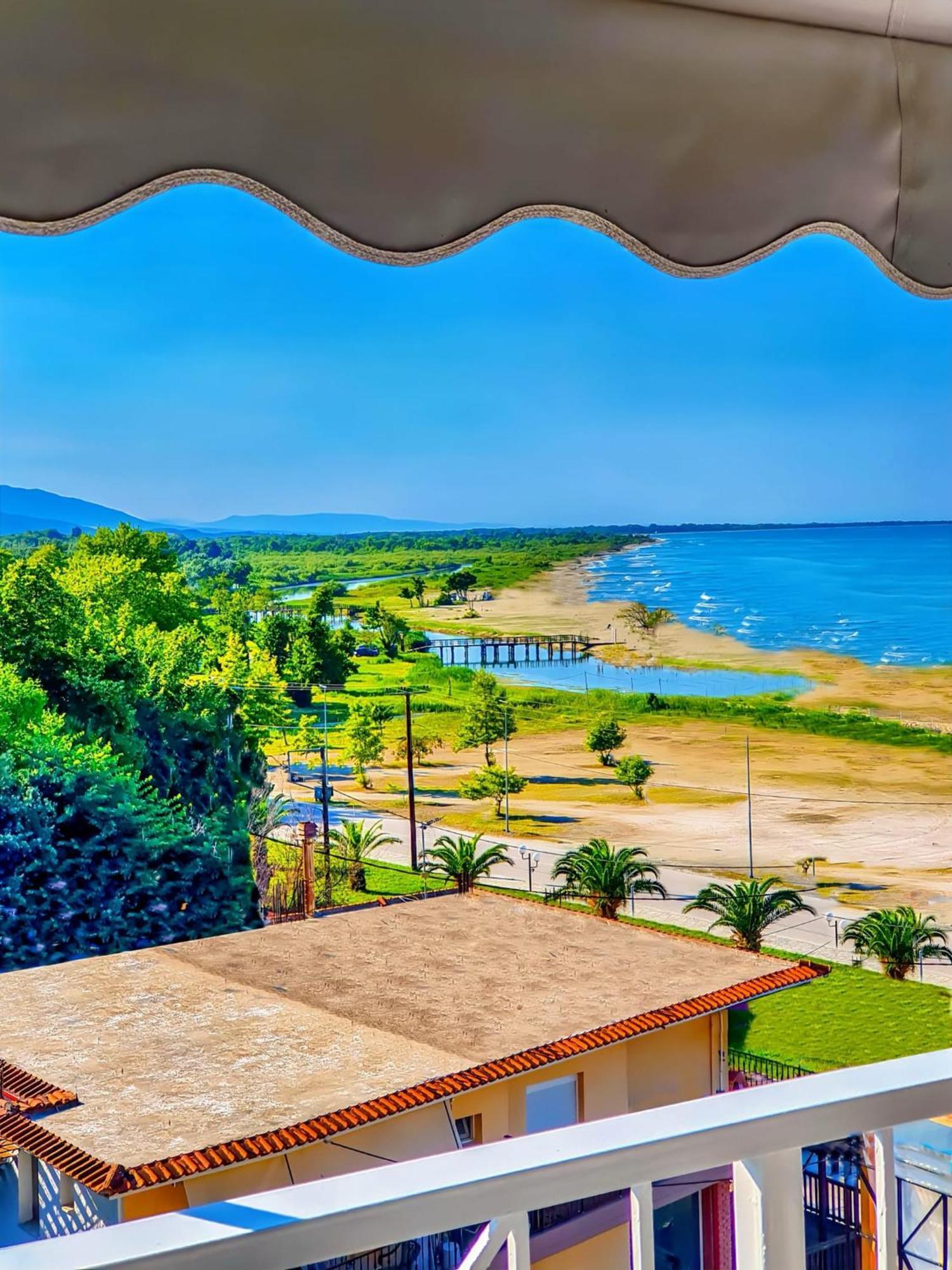 Panorama Suites & Spa - Adults Only Стомион Стая снимка