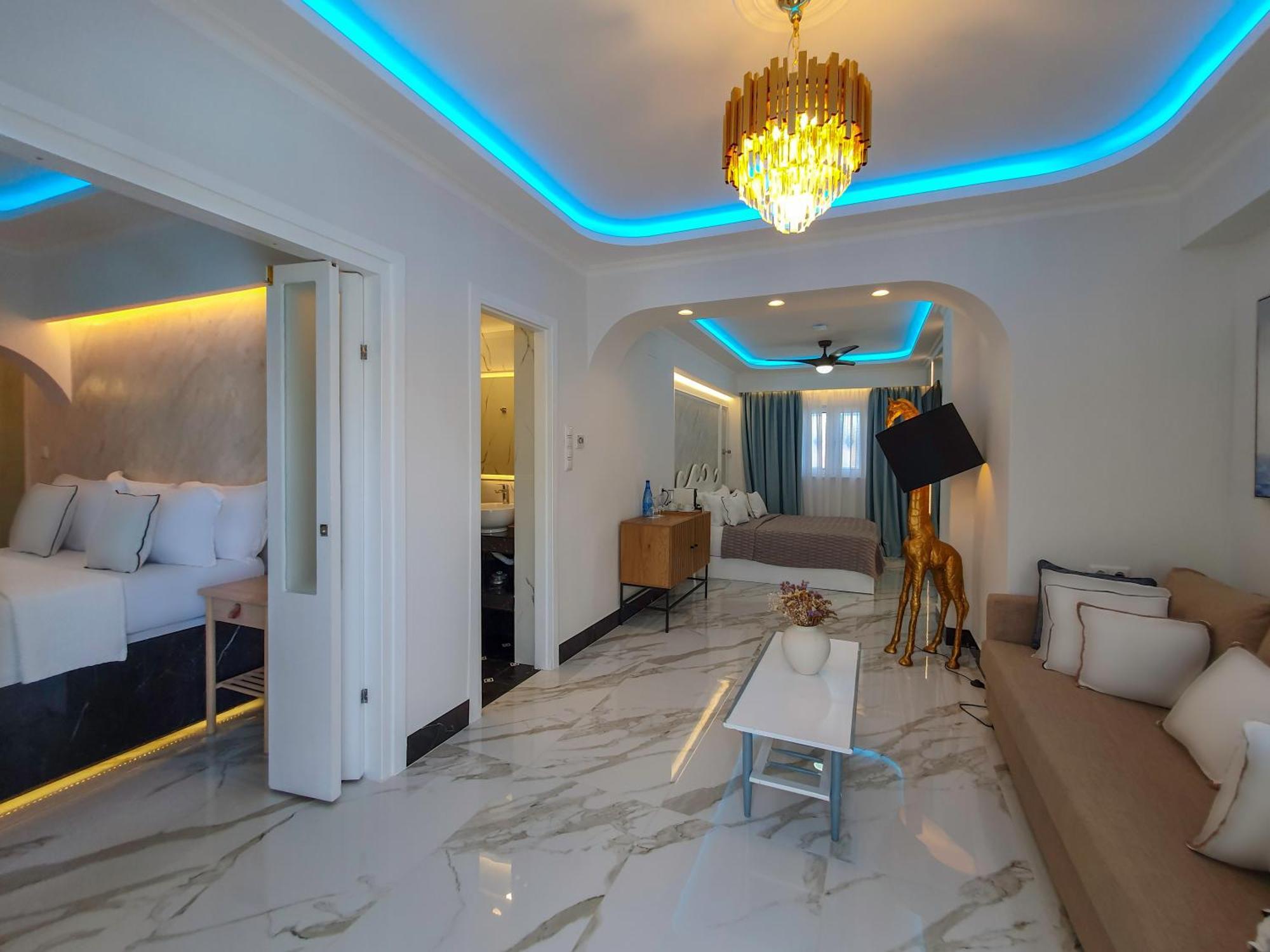 Panorama Suites & Spa - Adults Only Стомион Стая снимка