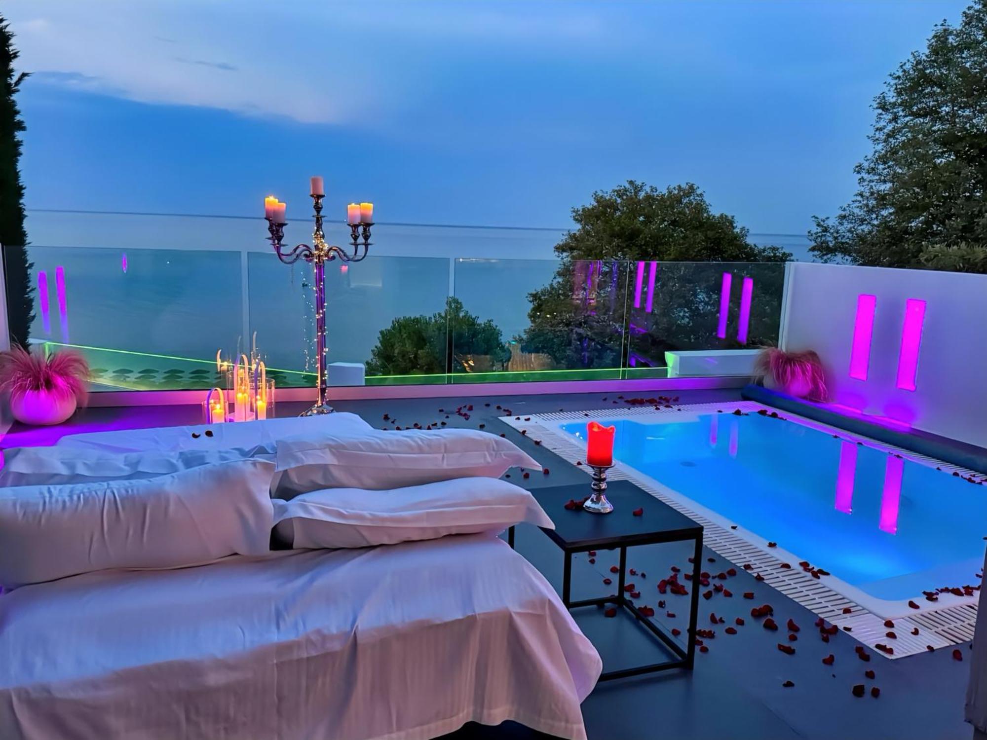 Panorama Suites & Spa - Adults Only Стомион Стая снимка