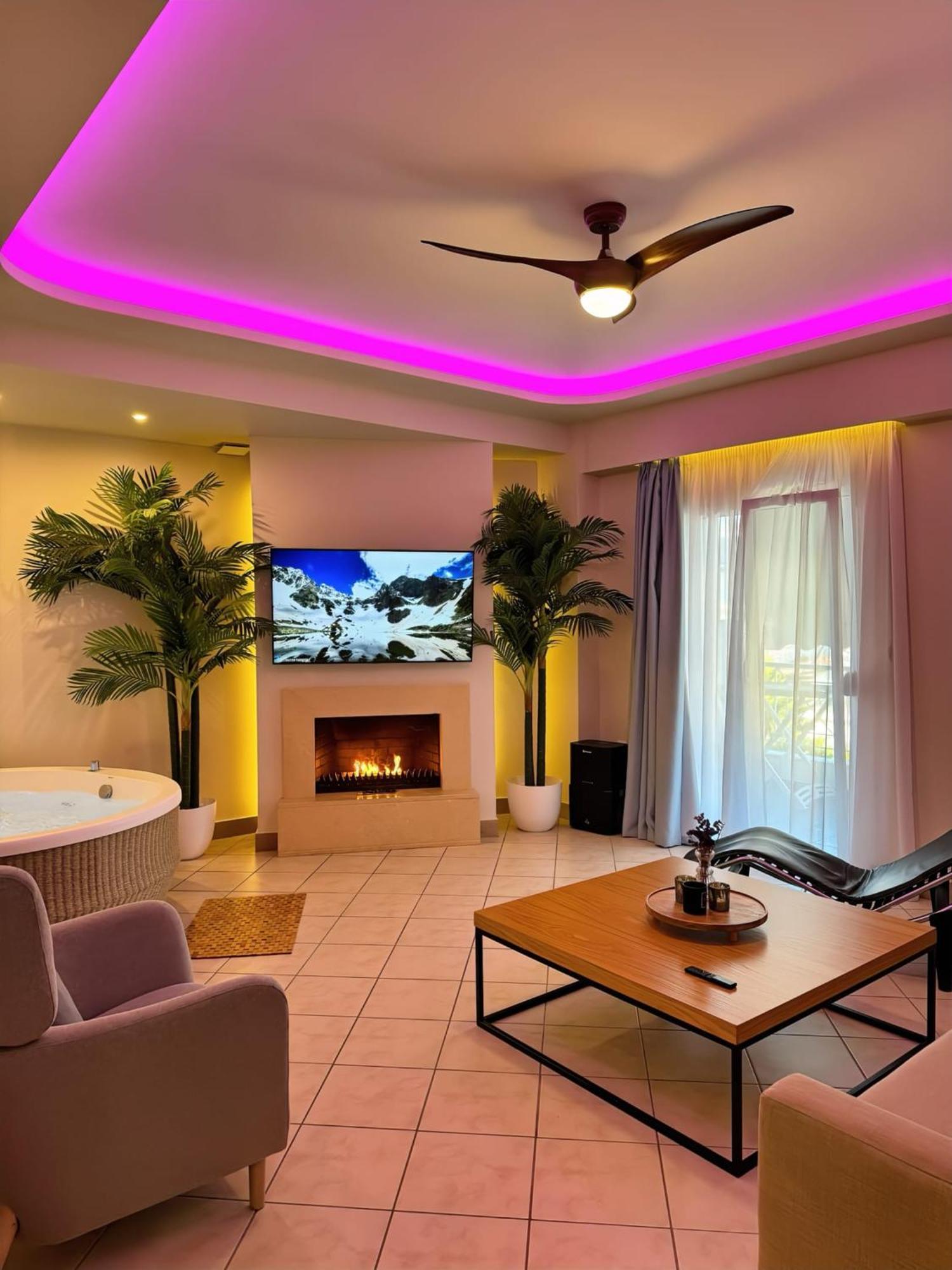 Panorama Suites & Spa - Adults Only Стомион Стая снимка