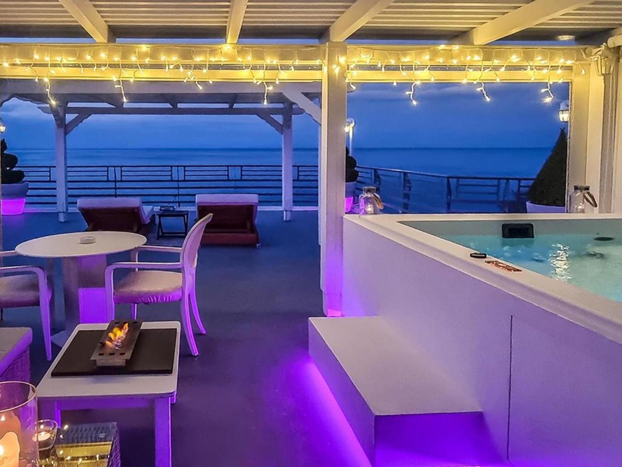 Panorama Suites & Spa - Adults Only Стомион Стая снимка